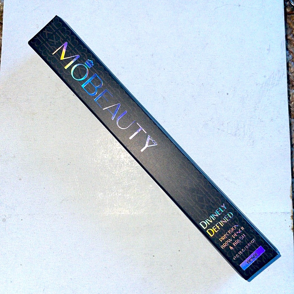 Mobeauty Divinely Defined Precision Brow Pencil & Brush